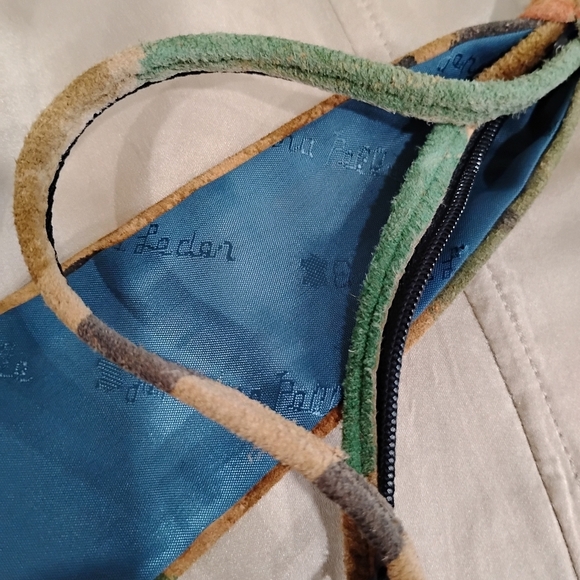 UNIQUE ITALIAN ZIPPER NECK TIE - Picture 7 of 7